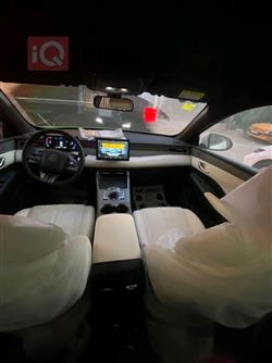 بی وای دی Qin Plus